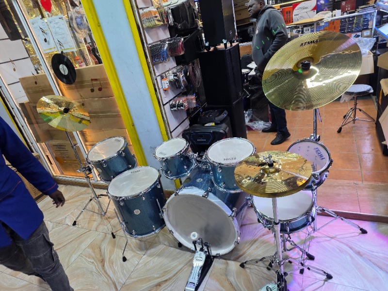 Tama Instructor Rock & Rollera Expression 7-Piece Drum Set